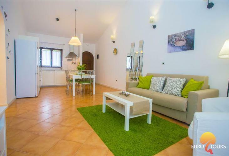 Holiday Home Marina Каштелир Экстерьер фото