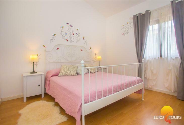Holiday Home Marina Каштелир Экстерьер фото