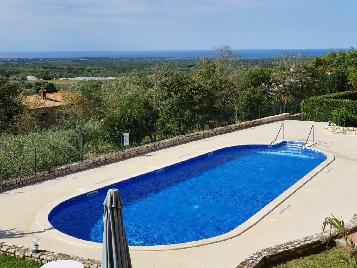 Holiday Home Marina Каштелир Экстерьер фото